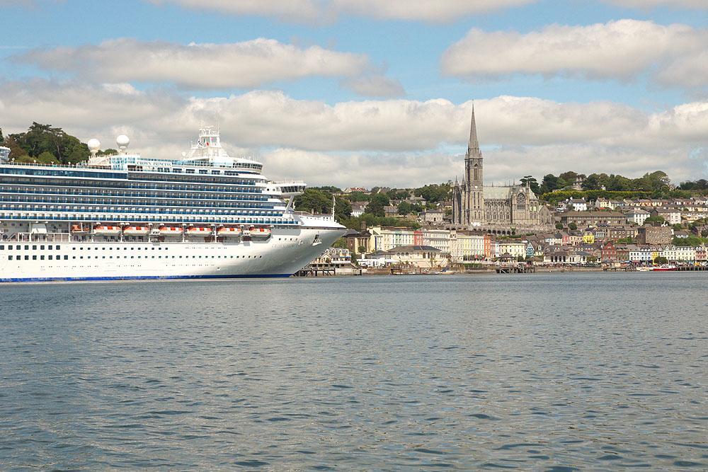 Commodore Hotel Cobh Exterior foto